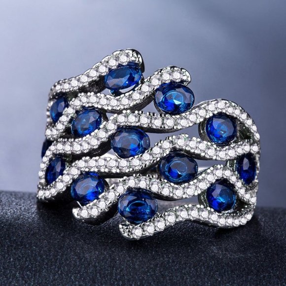 New Gorgeous 925 Silver Blue Sapphire Diamond Ring - Picture 3 of 4